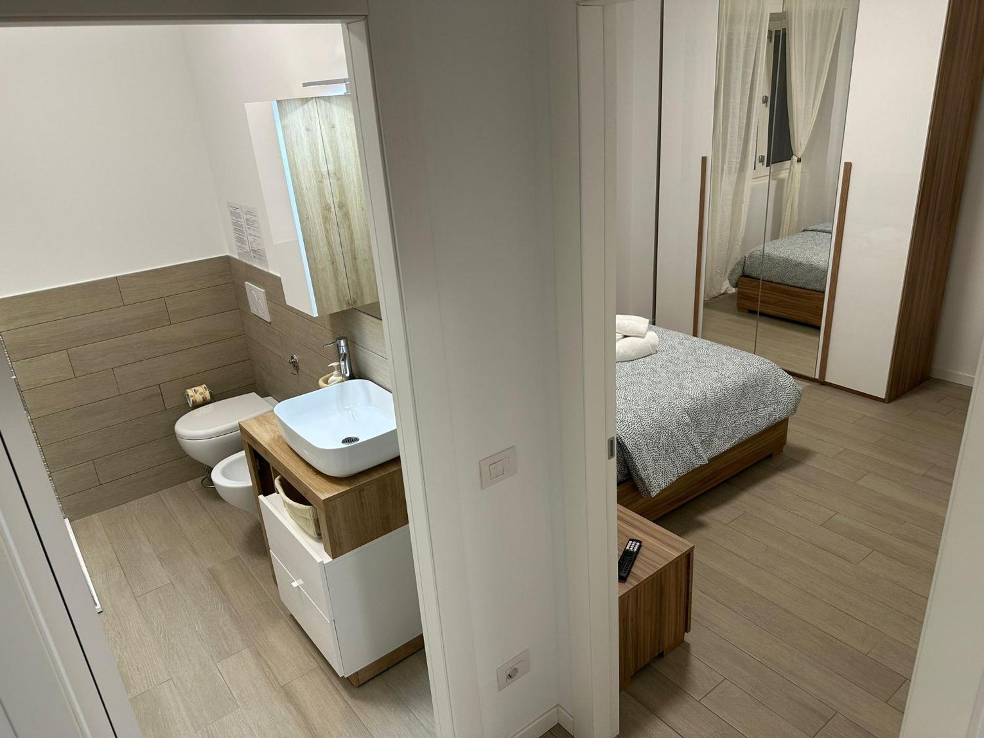 Casa Ideale Tim Appartmanti Moderni Vicina Al Centro Lecco Eksteriør bilde