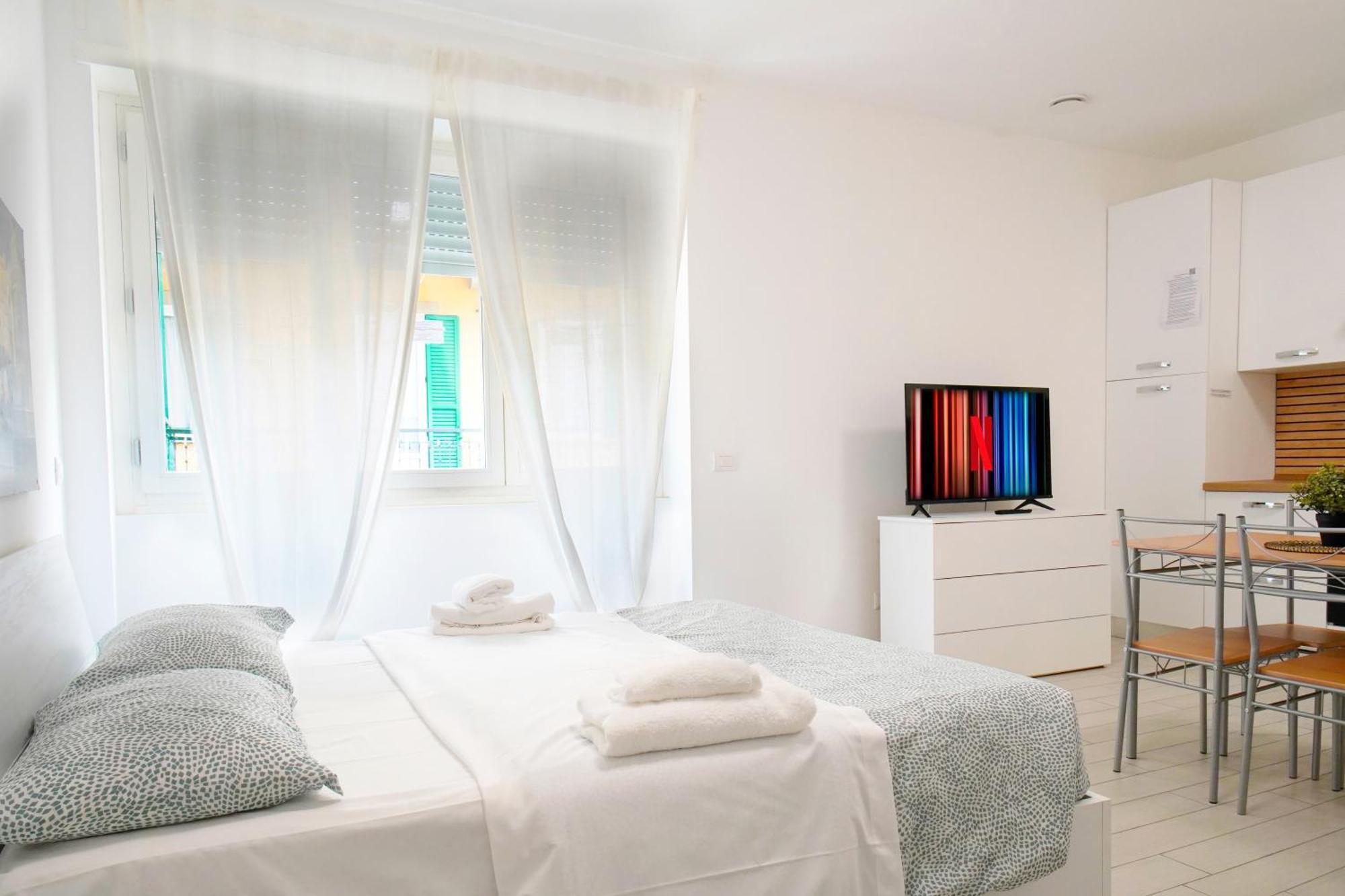Casa Ideale Tim Appartmanti Moderni Vicina Al Centro Lecco Eksteriør bilde