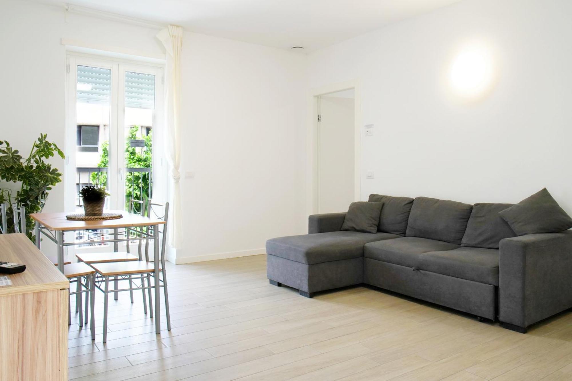 Casa Ideale Tim Appartmanti Moderni Vicina Al Centro Lecco Eksteriør bilde
