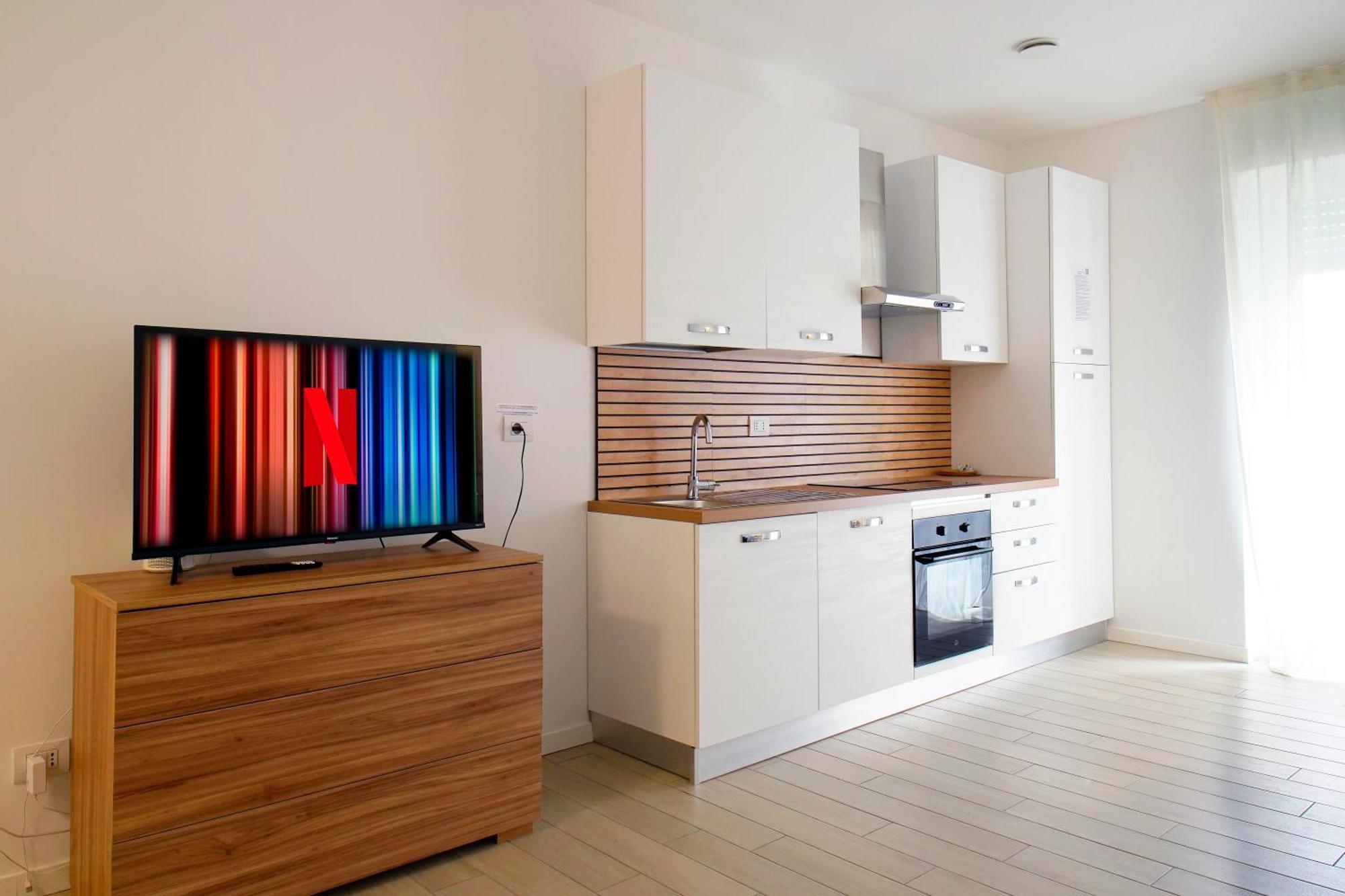 Casa Ideale Tim Appartmanti Moderni Vicina Al Centro Lecco Eksteriør bilde