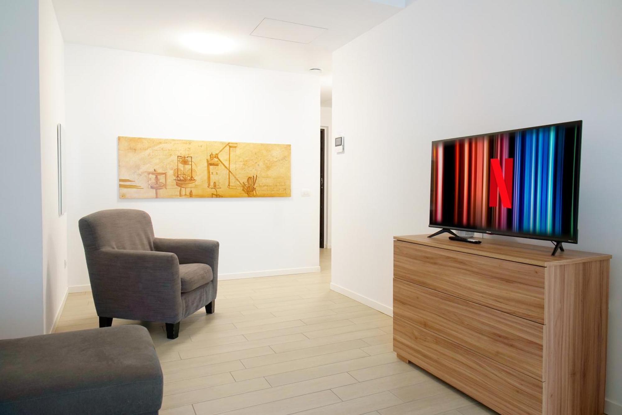 Casa Ideale Tim Appartmanti Moderni Vicina Al Centro Lecco Eksteriør bilde