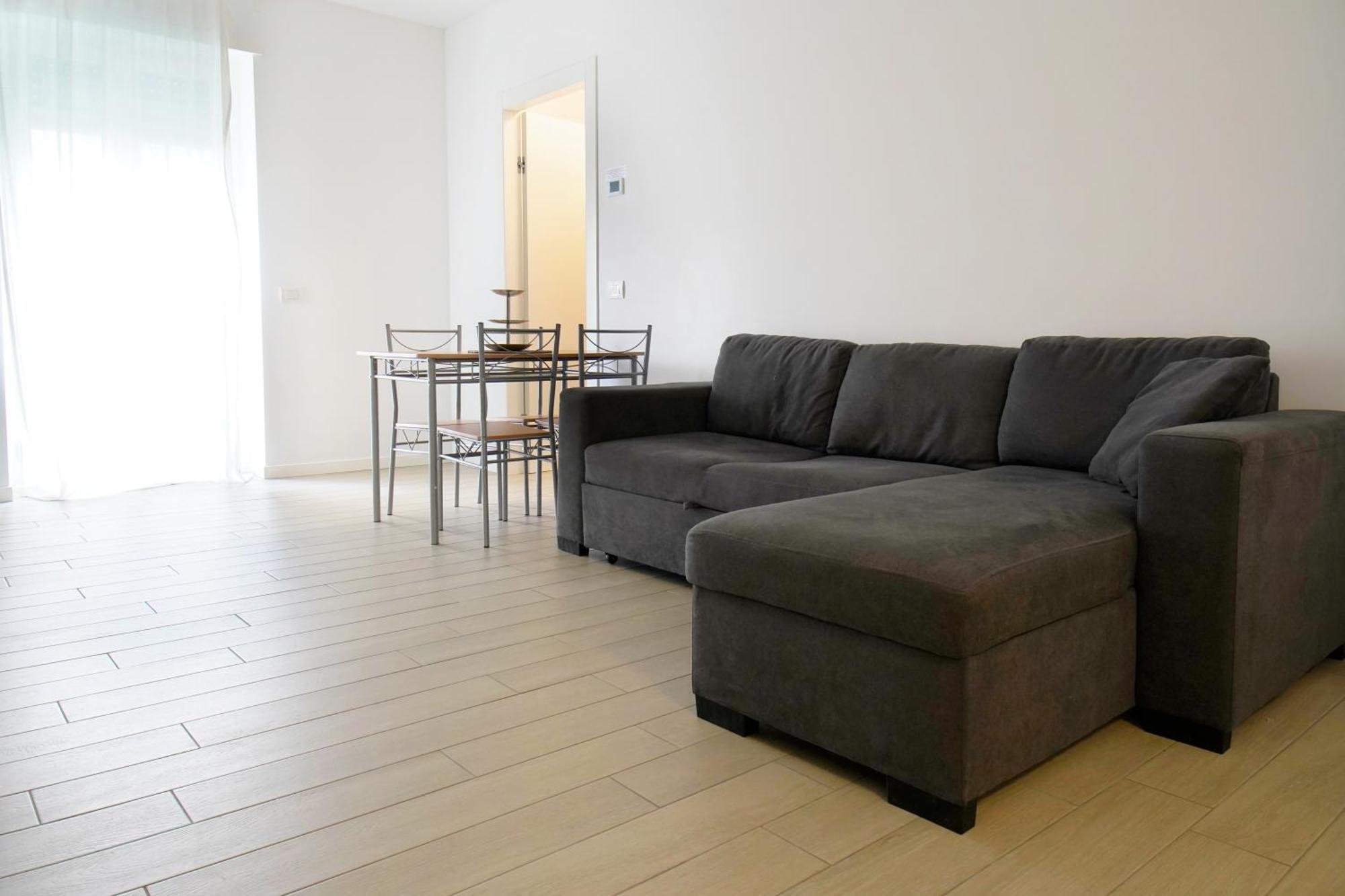 Casa Ideale Tim Appartmanti Moderni Vicina Al Centro Lecco Eksteriør bilde