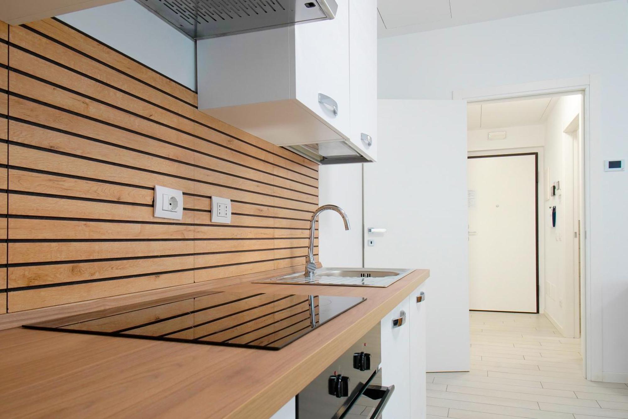 Casa Ideale Tim Appartmanti Moderni Vicina Al Centro Lecco Eksteriør bilde