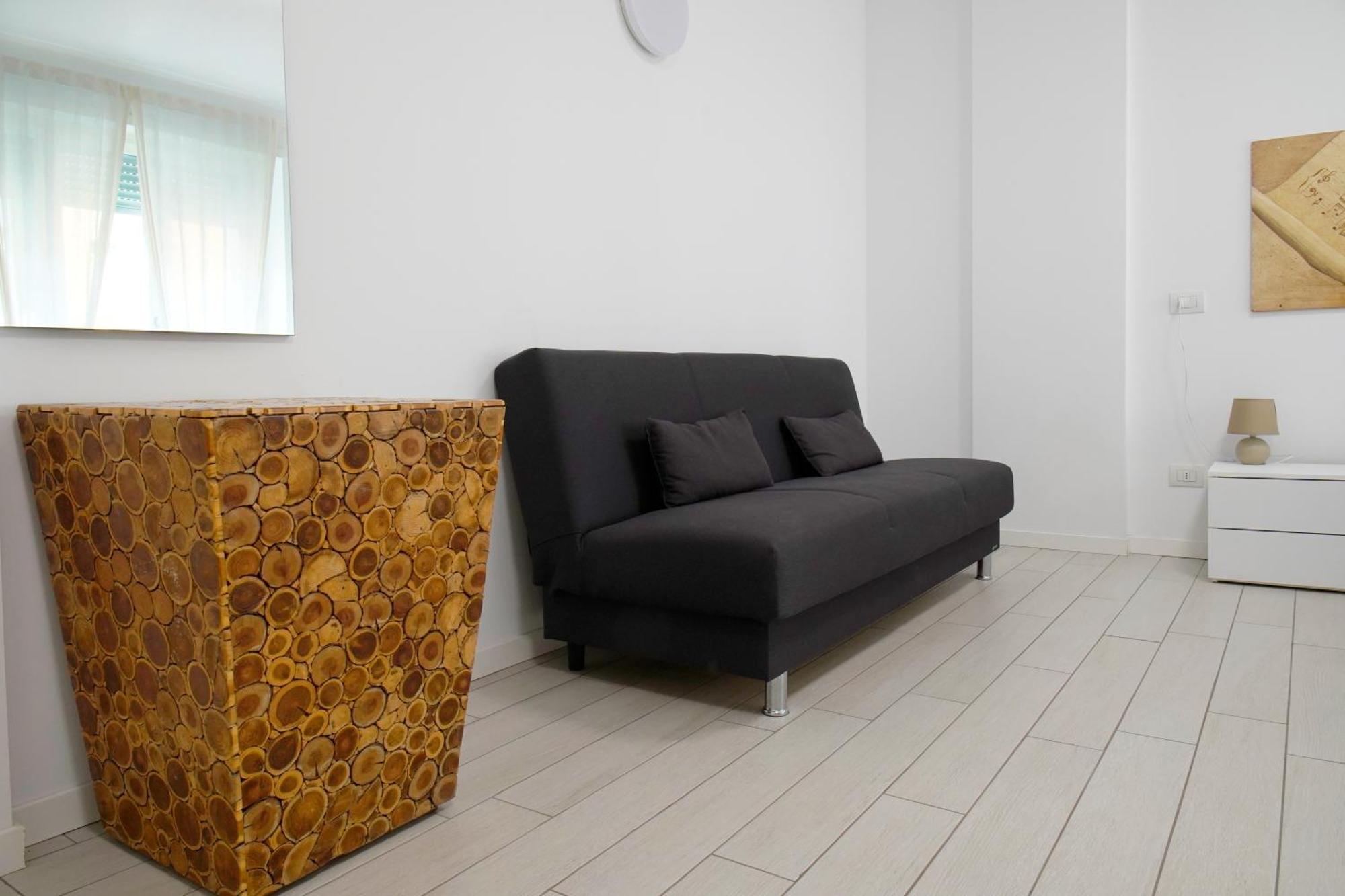 Casa Ideale Tim Appartmanti Moderni Vicina Al Centro Lecco Eksteriør bilde